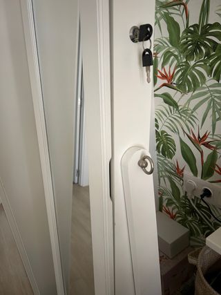 Espejo joyero de madera blanco