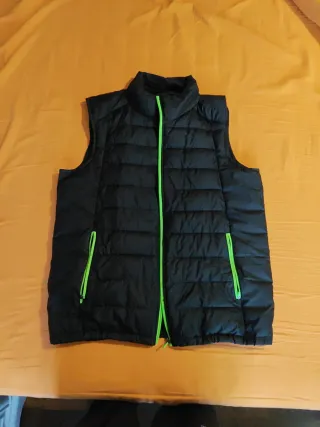 Chaleco acolchado hombre negro y verde