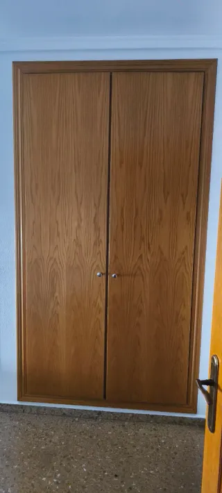 Puertas y molduras para armarios