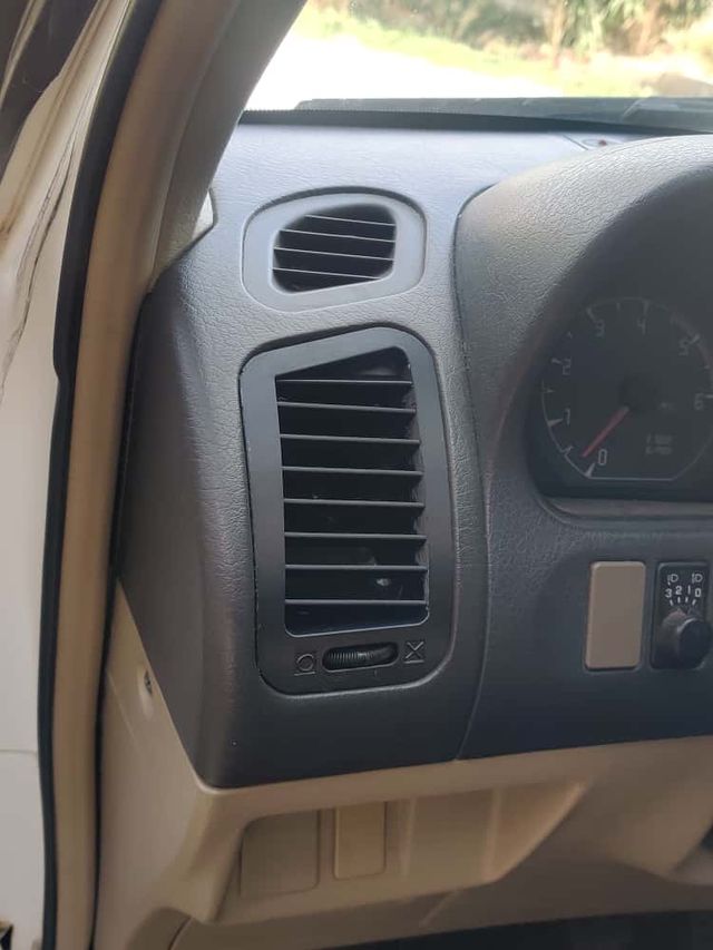 Rejillas ventilación Nissan Terrano 2 Ford Maveric