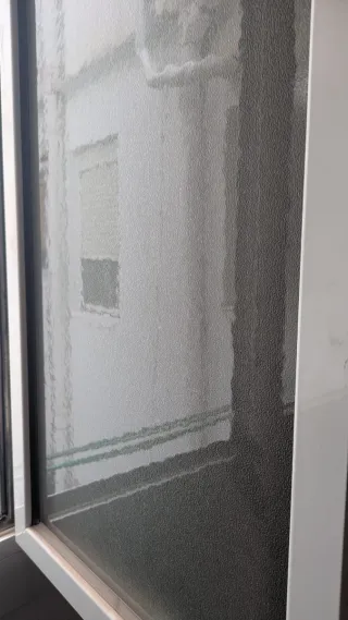 ULTIMA OPORTUNIDAD HOY Ventana PVC con Persiana