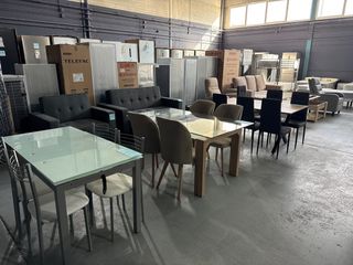 Mesa de comedor cristal y metal