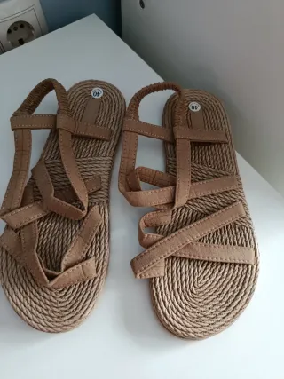 Sandalias planas Shein talla 40