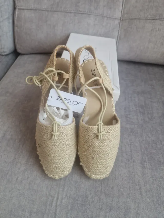 Alpargatas de rafia beige talla 37