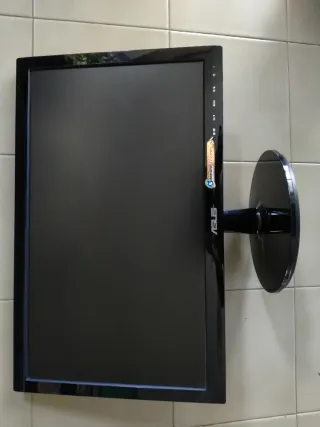 Monitor Asus VGA Nero