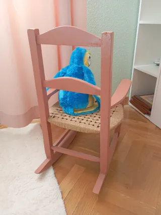 Mecedora infantil de madera