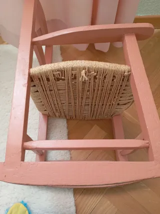 Mecedora infantil de madera