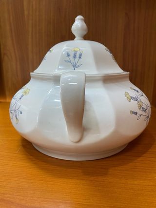 Zuppiera Tognana in porcellana decorata