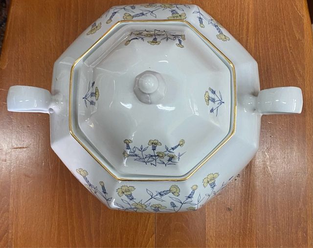 Zuppiera Tognana in porcellana decorata