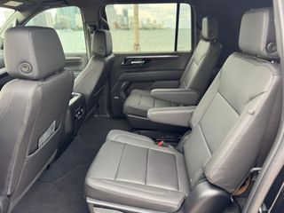 Chevrolet Suburban LT 2025