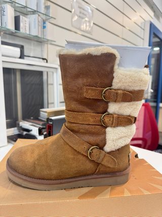 Botas UGG W Becket Talla 38 Marrón
