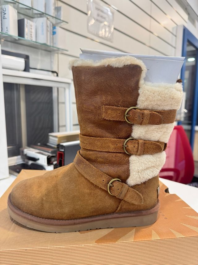 Botas UGG W Becket Talla 38 Marrón