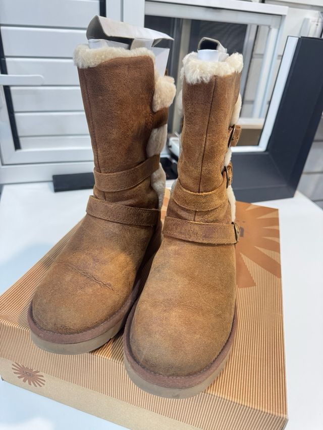 Botas UGG W Becket Talla 38 Marrón