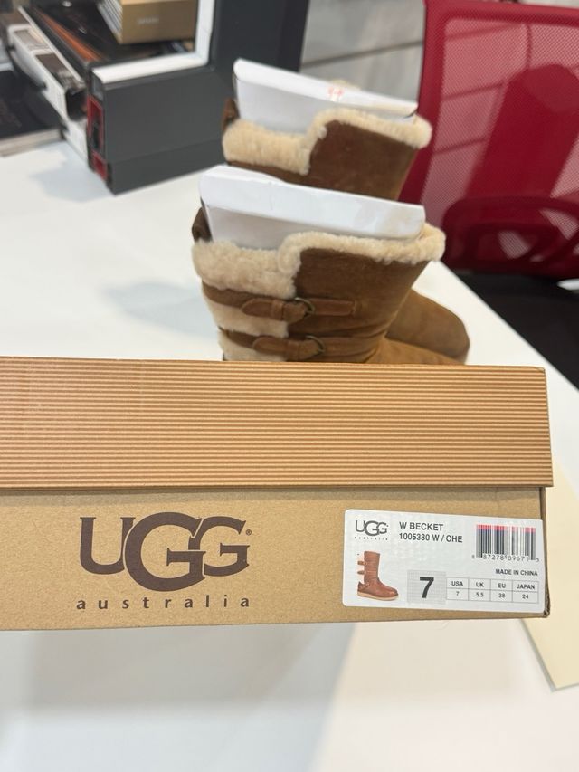 Botas UGG W Becket Talla 38 Marrón