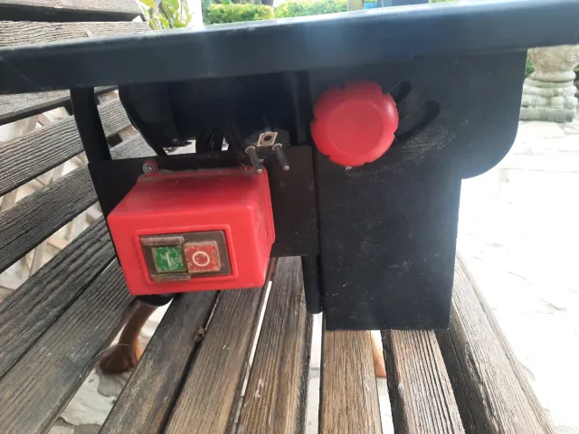 Sierra de mesa circular Bel