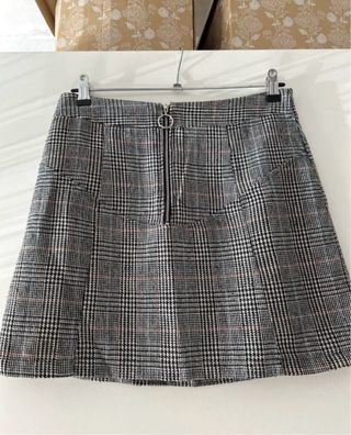 Falda de cuadros con cremallera