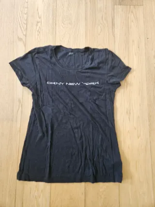 Camiseta DKNY New York Negra Manga Corta