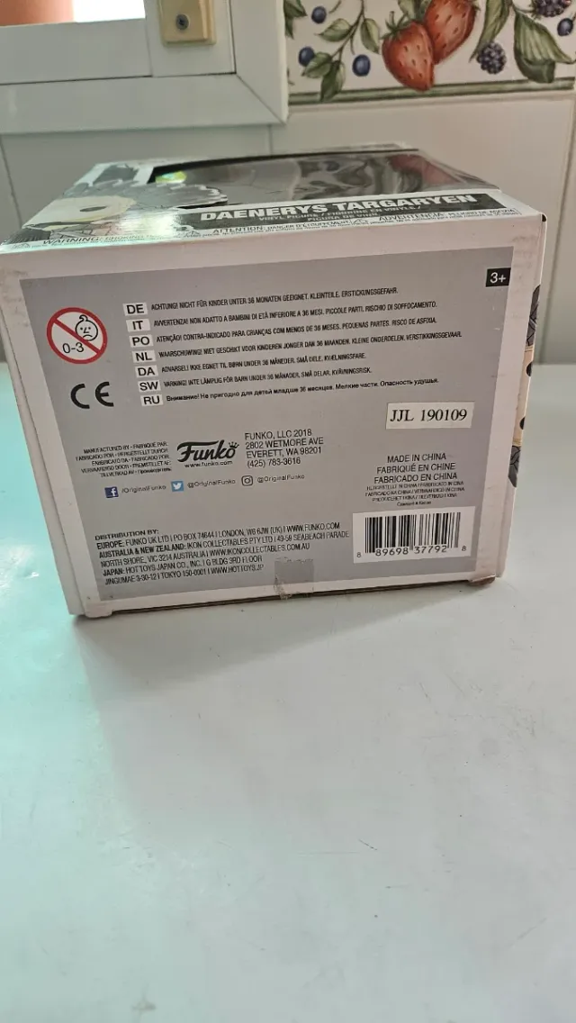 Funko Pop! Daenerys Targaryen en el trono n° 75