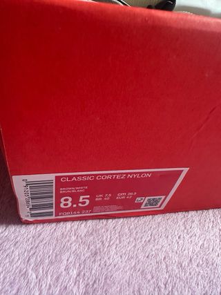 Nike Cortez Marrón y Blanco