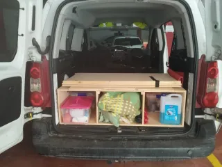 Mueble Cama + Colchón + protectores ventanas