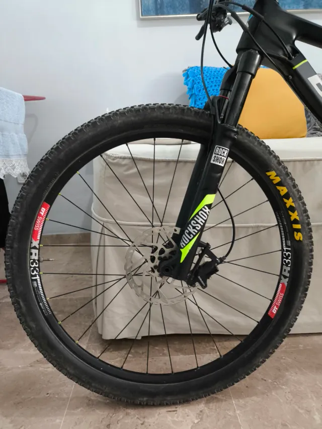 Bicicleta Btwin Rockrider 960 Carbono 27.5