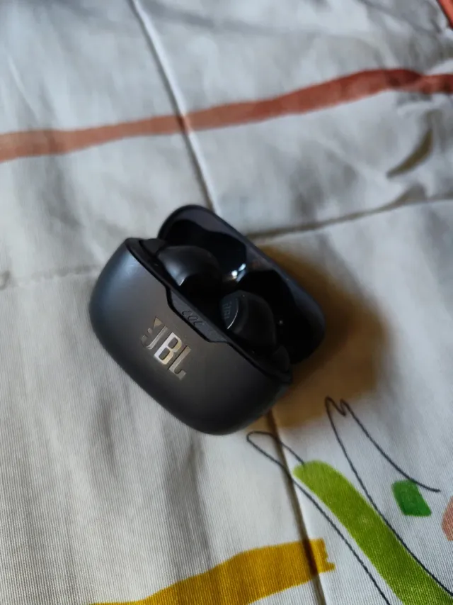 Auriculares JBL Bluetooth Inalámbricos