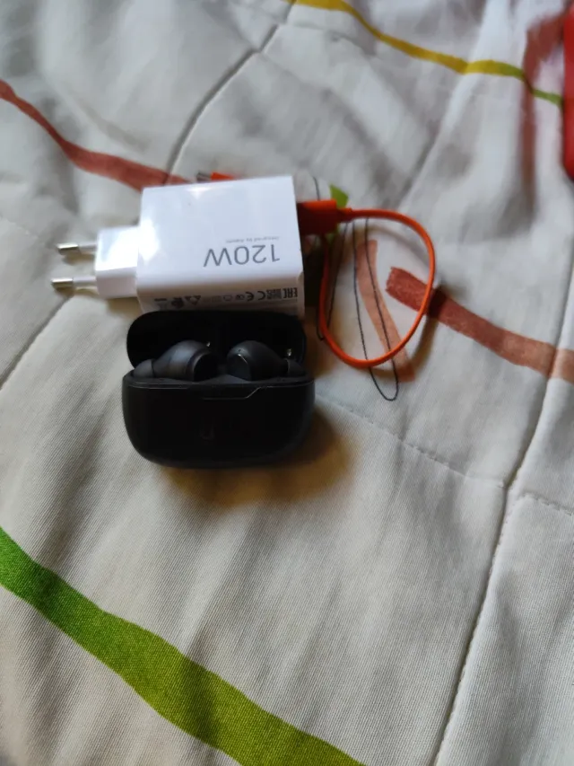 Auriculares JBL Bluetooth Inalámbricos