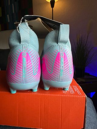 Botas Fútbol Nike Niño Talla 36