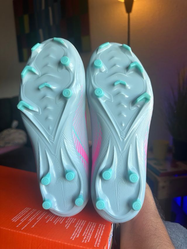 Botas Fútbol Nike Niño Talla 36