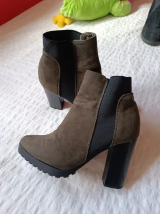 Botines de tacón grueso