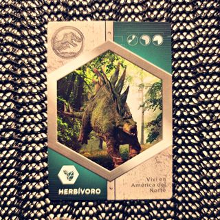 Estegosaurio (40/64) Jurassic World