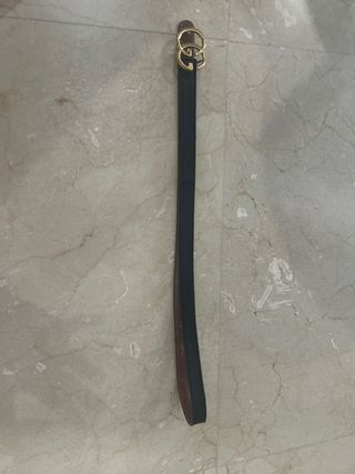 Cinturón Gucci Negro Hebilla Dorada GG