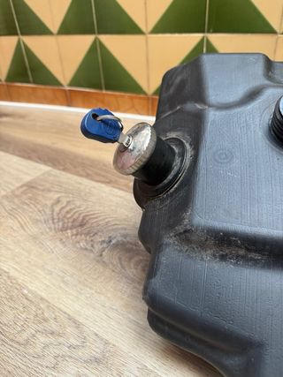 Depósito Yamaha Majesty 125-150-180 con llave