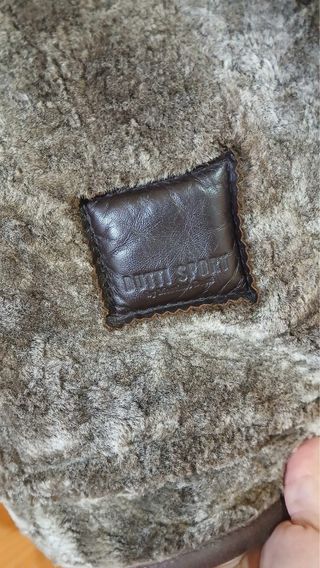 Cazadora marrón con borreguillo