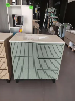 Mueble de baño moderno..