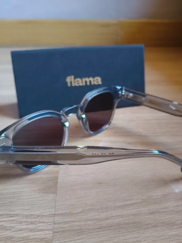 Gafas de sol Flama a estrenar