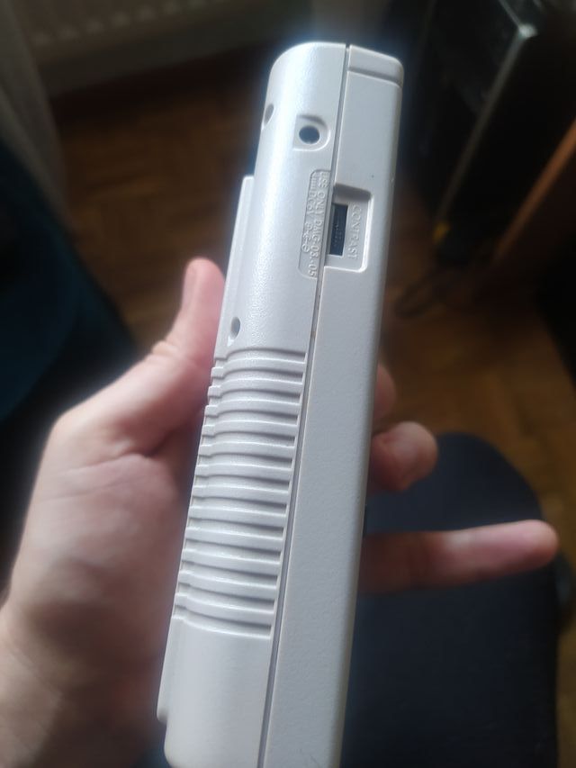 Nintendo Game Boy Blanca con Tetris