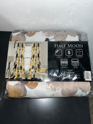 Cortinas Lush Decor Leah con ojales florales