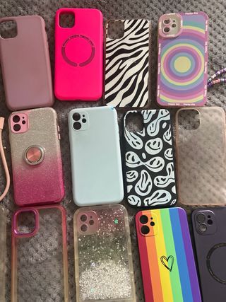 18 Fundas iPhone 11 Variadas