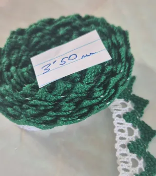 Puntillas varias, en blanco yuna en color