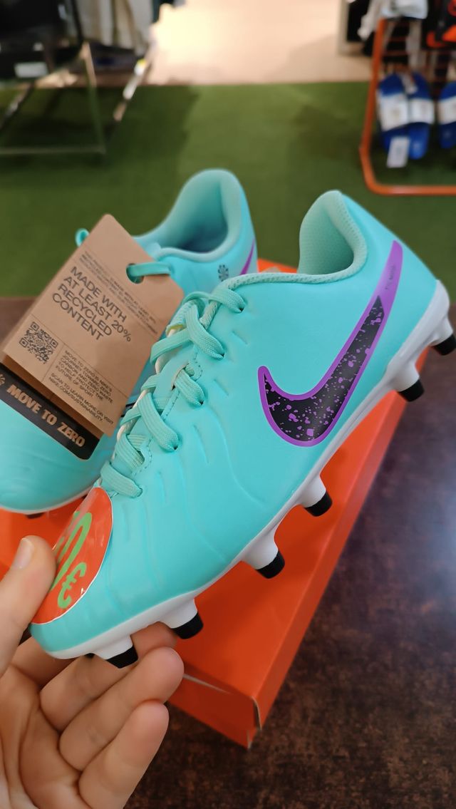 Botas Fútbol Nike Legend Niño Talla 32 Nuevas