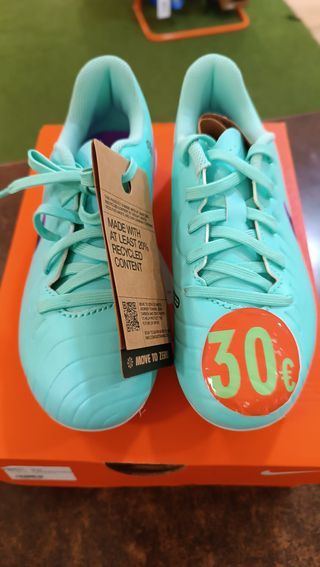 Botas Fútbol Nike Legend Niño Talla 32 Nuevas