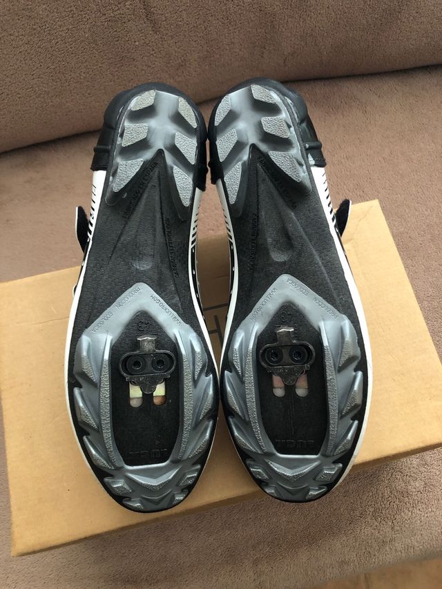 Zapatillas Ciclismo Luck Blancas