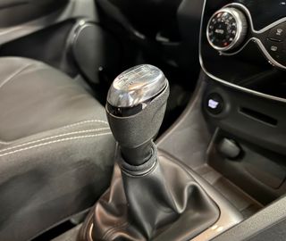 RENAULT CLIO LIMITED SPORT EDITION