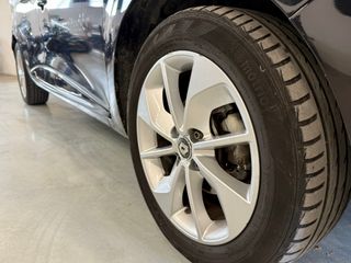 RENAULT CLIO LIMITED SPORT EDITION