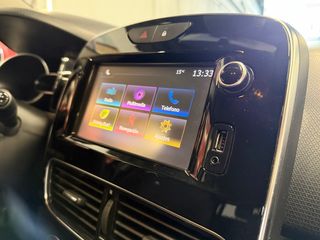 RENAULT CLIO LIMITED SPORT EDITION