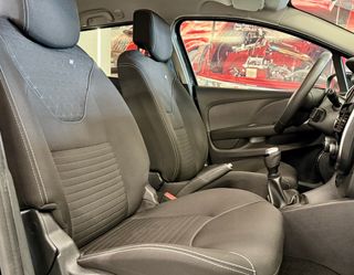 RENAULT CLIO LIMITED SPORT EDITION