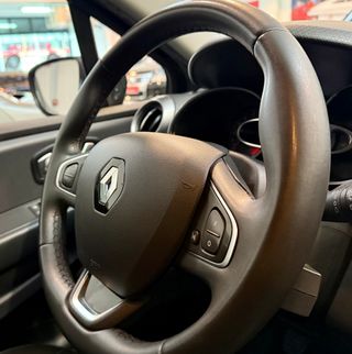 RENAULT CLIO LIMITED SPORT EDITION