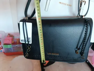 Bolso Love Moschino Piel Negro Convertible Bandole