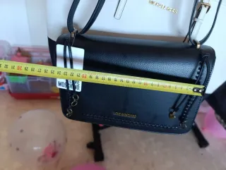 Bolso Love Moschino Piel Negro Convertible Bandole